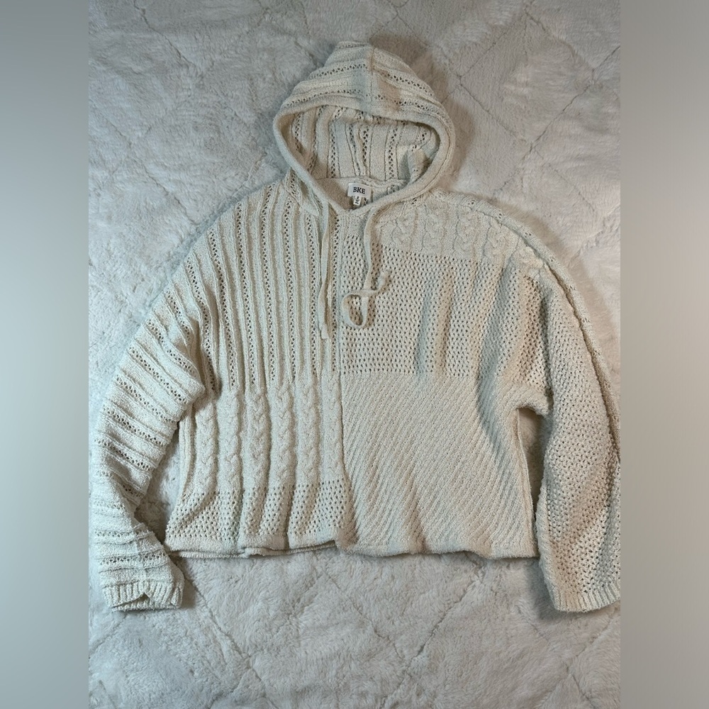BKE Mixed Stitch Hooded Sweater wide semi crop cream women’s size small - Picture 2 of 8